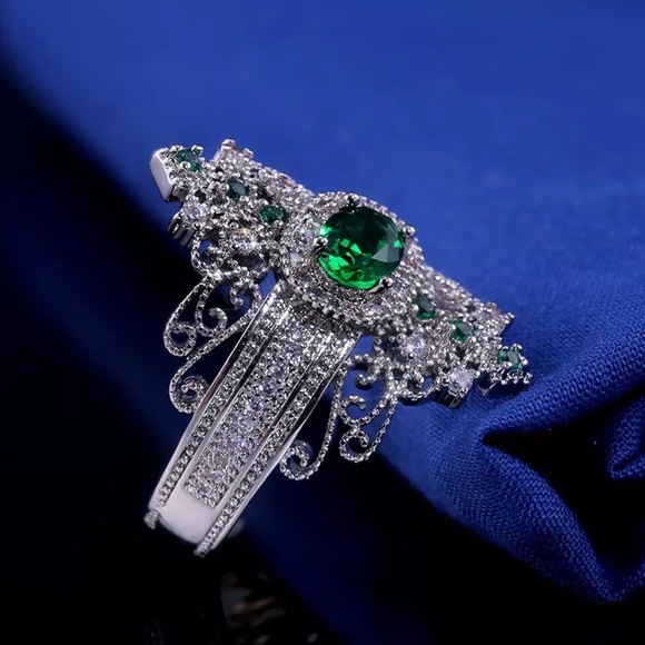 New Women’s 925 Silver Beautiful Diamond Emerald Ring - Picture 5 of 5